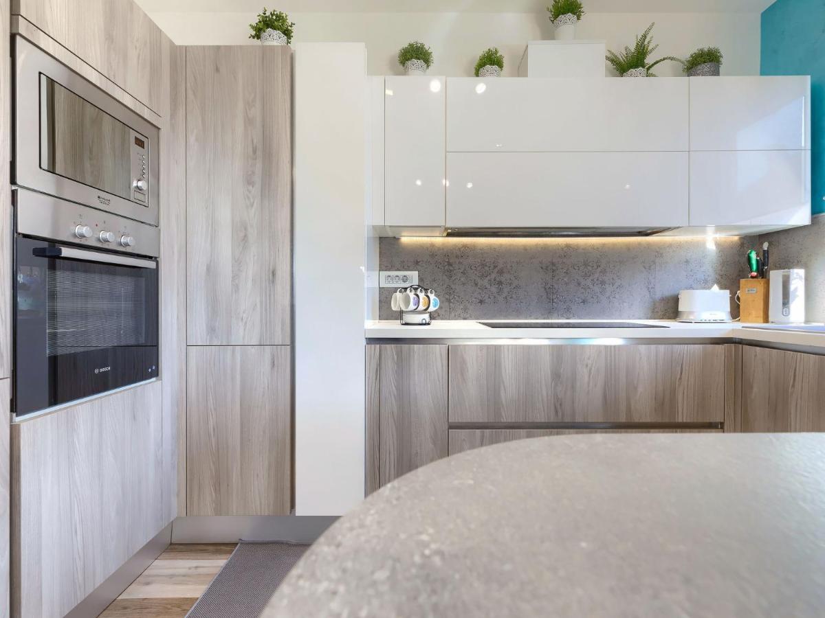 Holiday Home Villa Amaii By Interhome Karigador Eksteriør billede