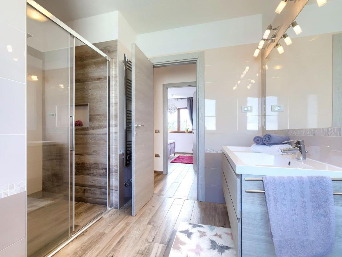Holiday Home Villa Amaii By Interhome Karigador Eksteriør billede